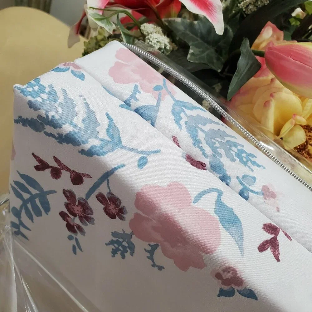 Cupcakes and Cashmere 3 Piece Floral Full/Queen 3 Piece Duvet Cover Set